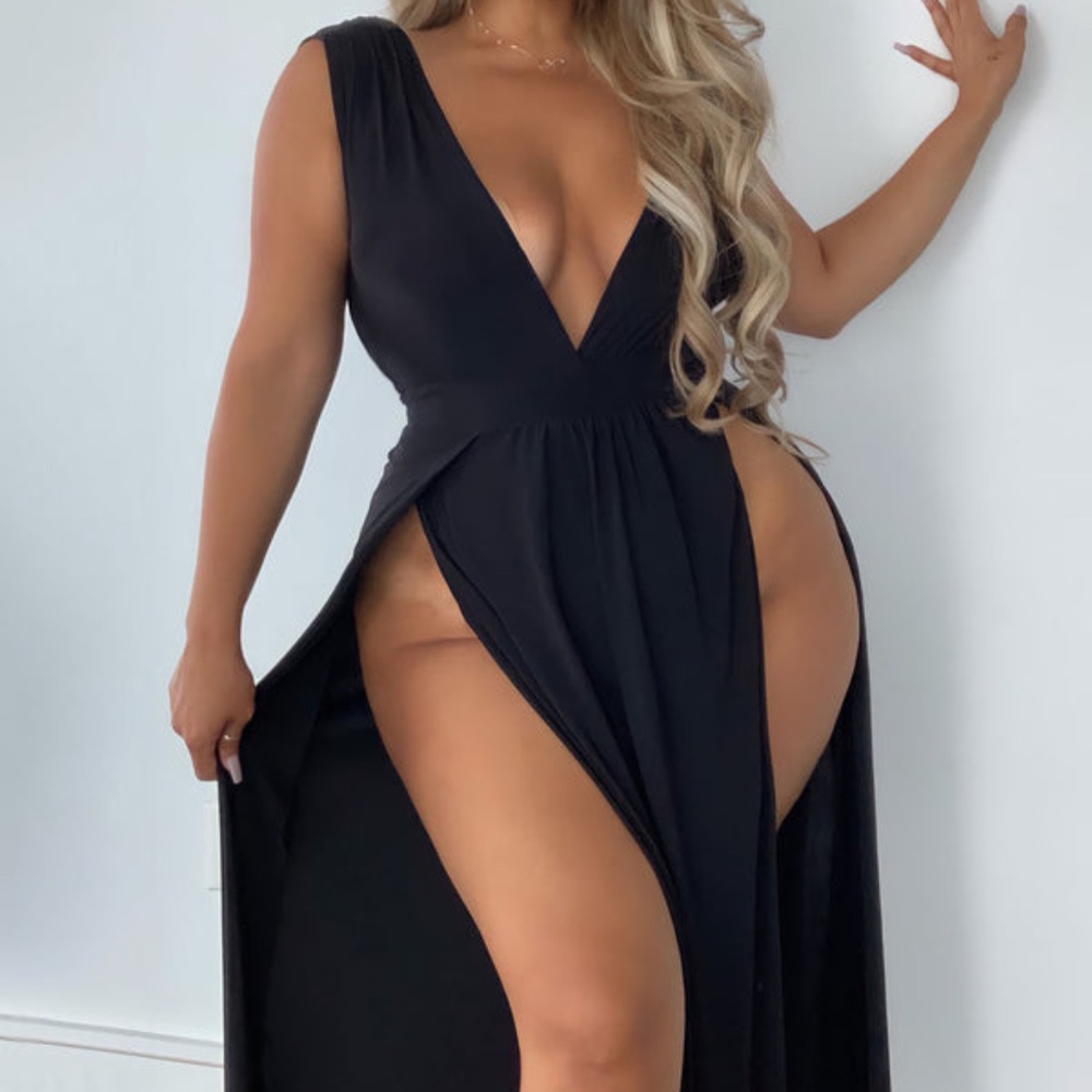 Deep V, Double Slit Maxi Dress - Black - Size: 2X - Fashion Nova